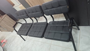 chaise triplette 414