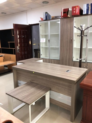 Ensemble de bureau 722