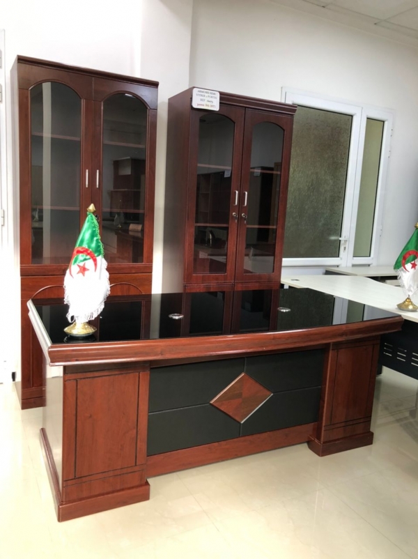 ENS BUREAU 016