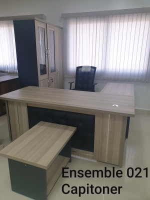 Ensemble de bureau 021 capitonn&eacute;
