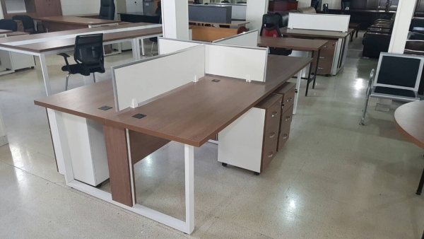 Station de travaille 06